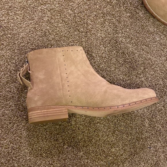 Splendid beaded beige ankle booties size 6 - Picture 2 of 6